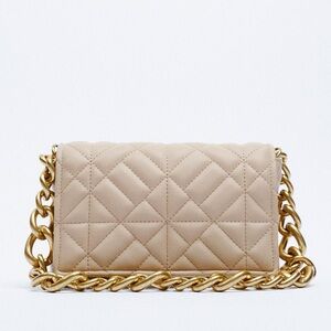 QUILTED CHAIN STRAP SHOULDER BAG in beige